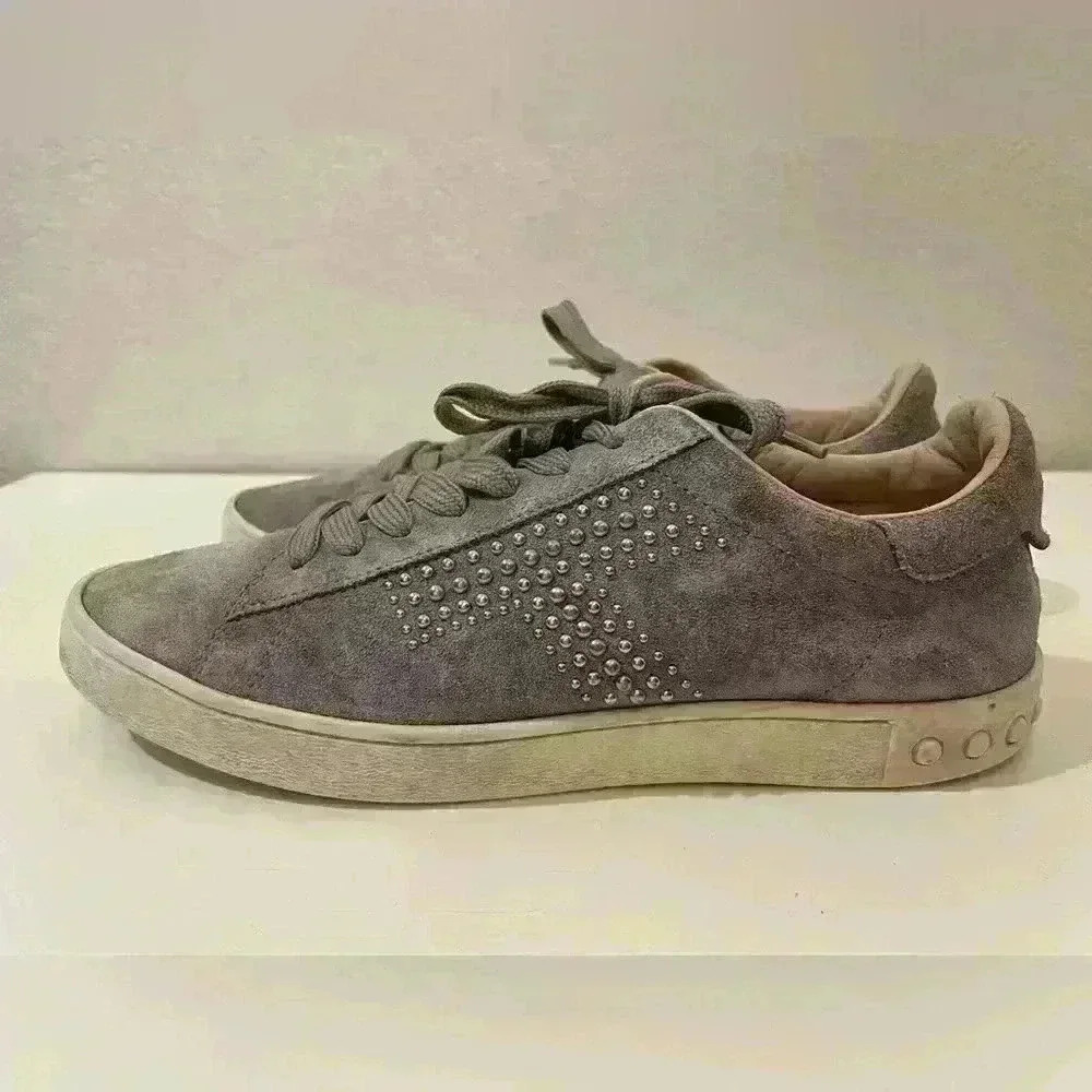 Tod's Trainers Sneakers Womens Beige Suede Studded Low Top Lace Up Size 7.5 - Picture 2 of 10
